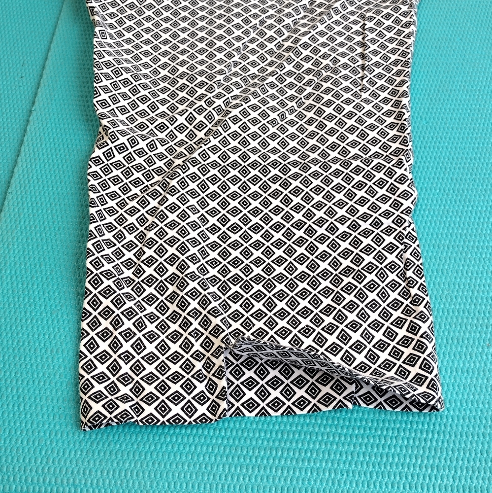 Avenue Studio Women's Pull On Capri Crop Pants Stretch Black White Size 24 - Picture 9 of 9
